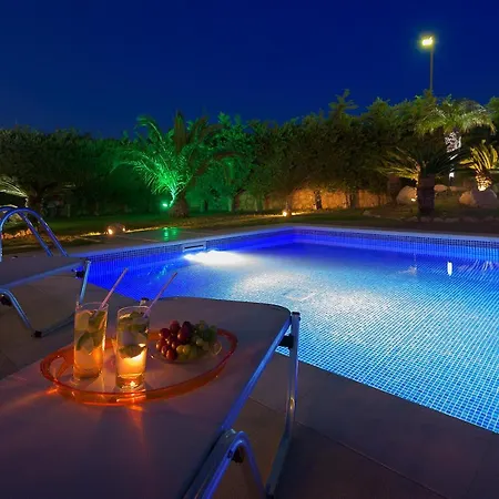 Evergreen Seaside With Private Pool Фалираки